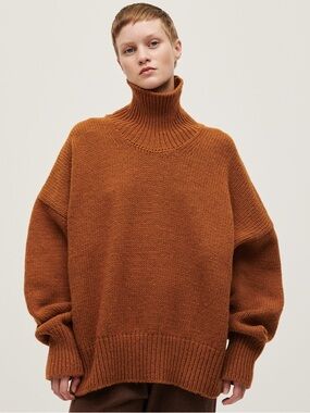 Babaà No.17 Wool Turtleneck Sweater – Nogal Brown – Oversized – One Size